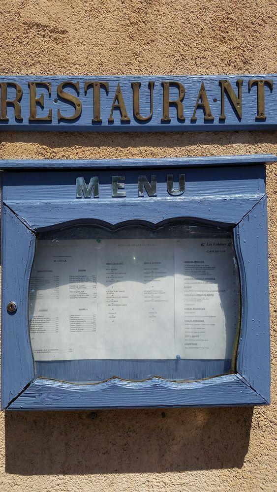 Hotel Restaurant Les 3 Chenes Frejus Exterior photo