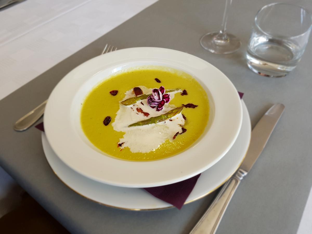 Hotel Restaurant Les 3 Chenes Frejus Exterior photo